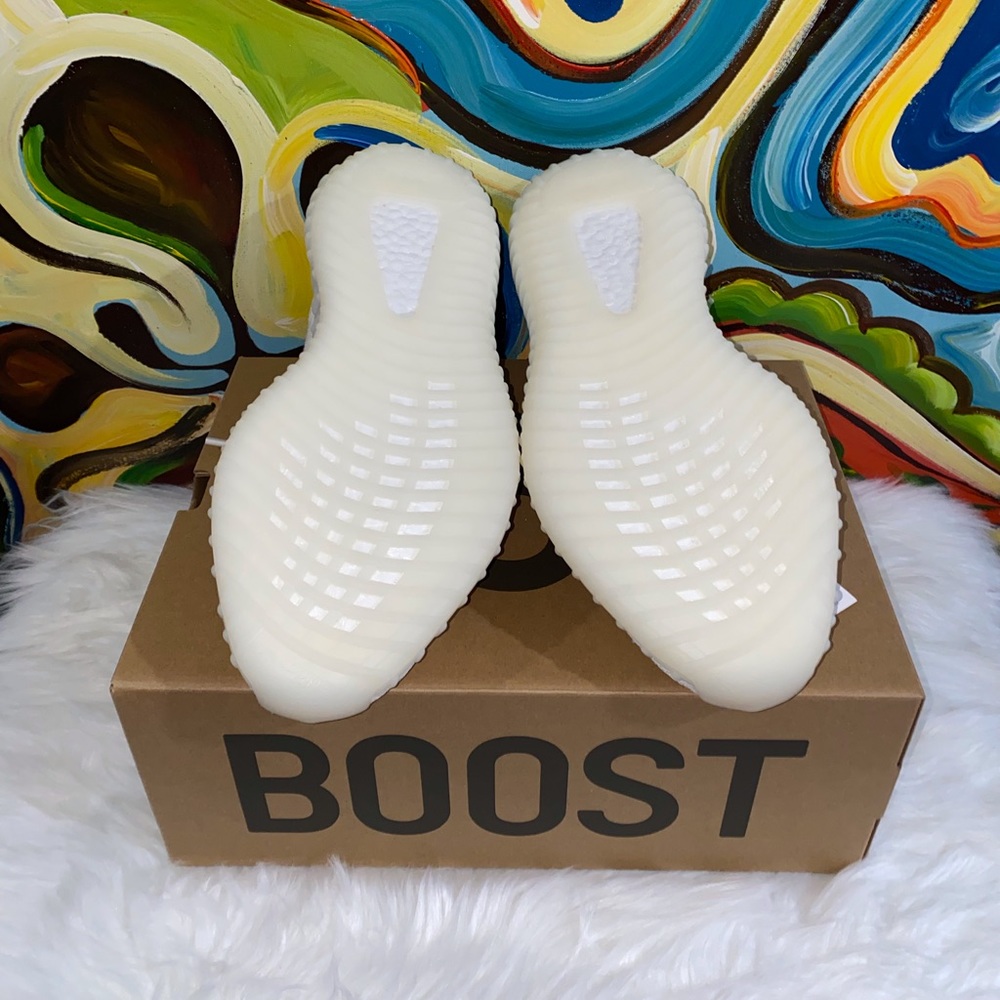 👟👟👟Authentic ADIDAS Yeezy Boost 350 V2 - Picture 5 of 6
